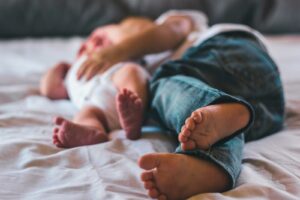 Co-sleeping: Prós e Contras de Dormir com o Bebê na Mesma Cama